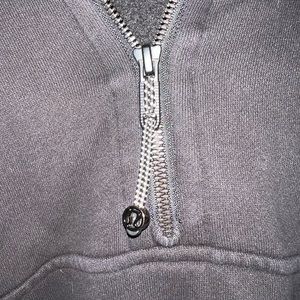 Black lulu lemon scuba quarters zip with hood